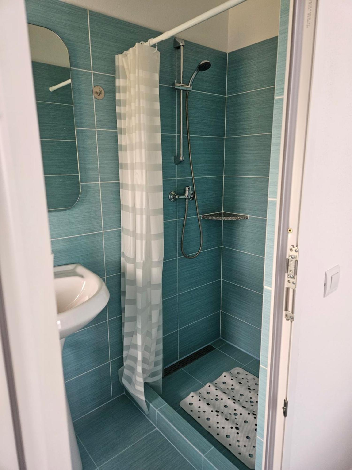トゥルダCasa Cristianアパートメント エクステリア 写真